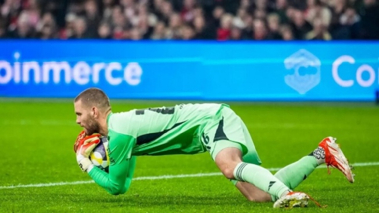 Maarten Paes Merasa Punya Mentalitas Kuat Sejak Bela Timnas Indonesia