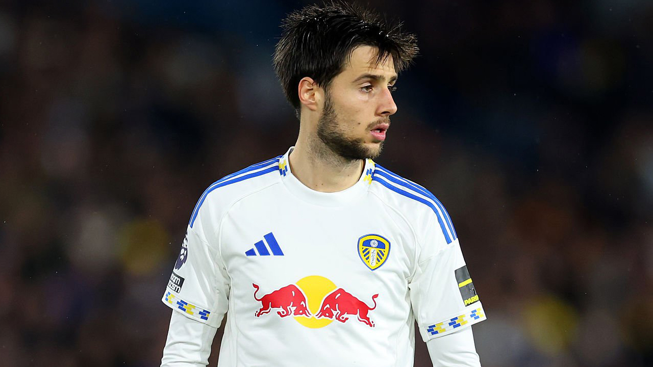 Main Bagus Tak Cukup, Ilia Gruev Kecewa Leeds Dikalahkan Man City