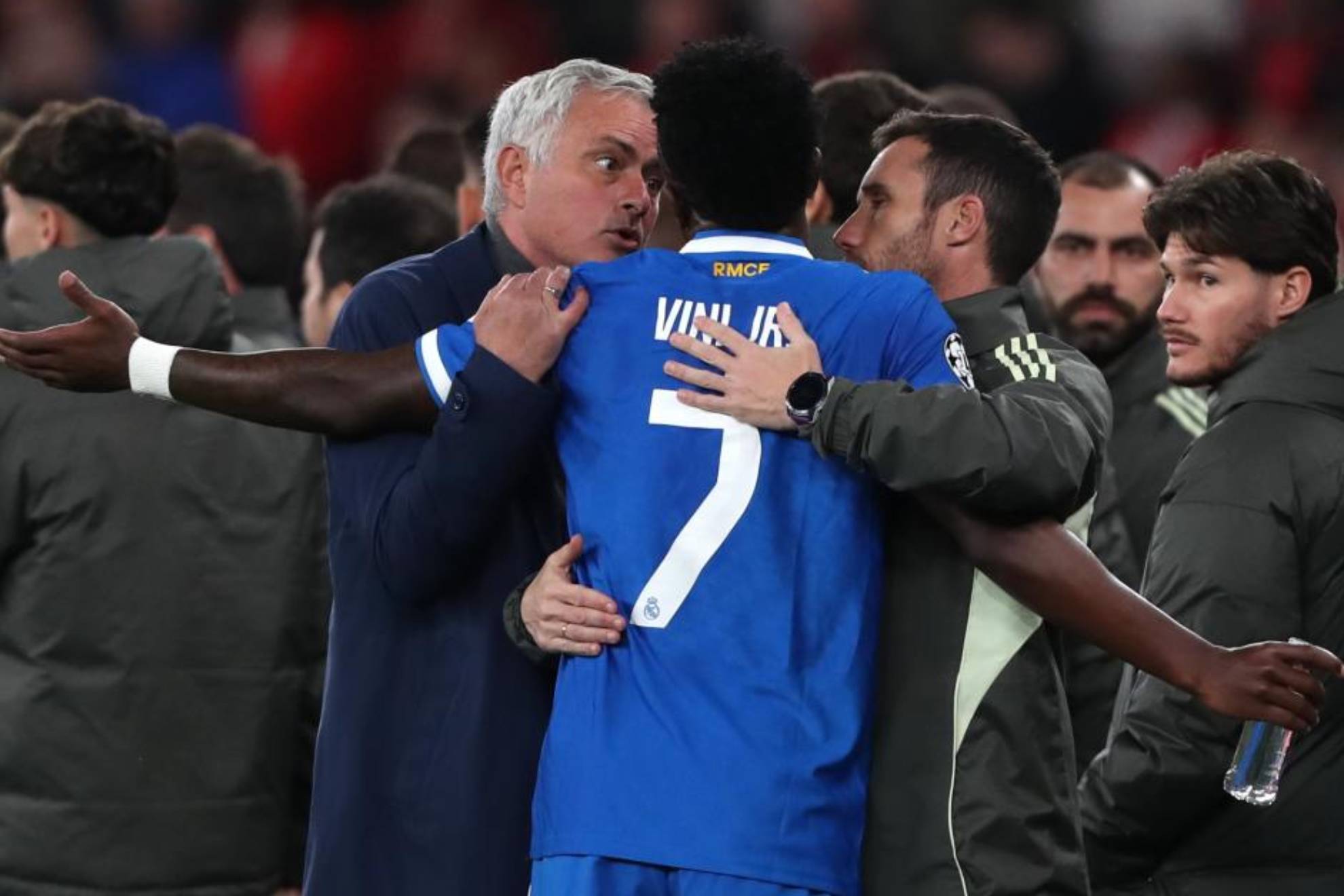 Mourinho Tegaskan Sanksi Jika Prestianni Terbukti Rasis
