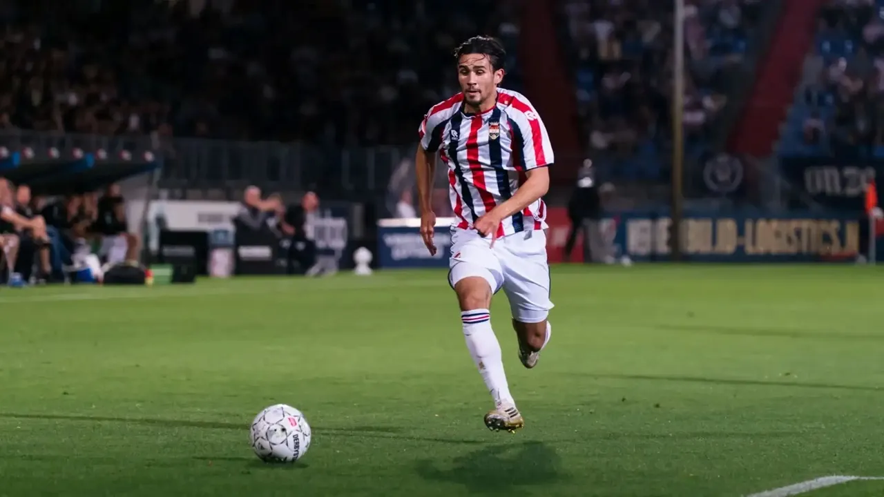 Nathan Tjoe-A-On Bersinar, Willem II Menang 3-0 dan Dekati Eredivisie