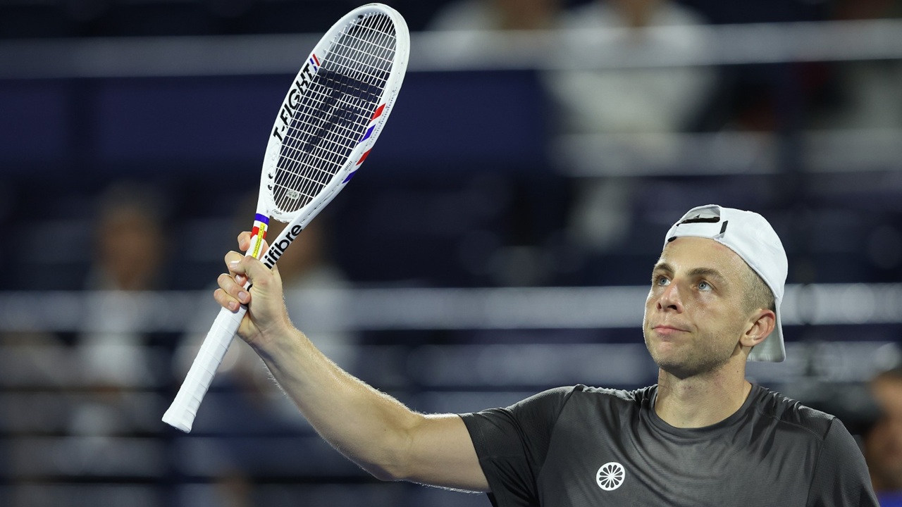 Pernyataan Maaf Tallon Griekspoor Usai Mundur Dari Final Di Dubai