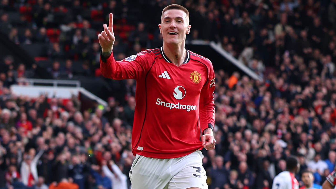 Benjamin Sesko Makin Nyetel di MU, Carrick: Dia Ada untuk Cetak Gol