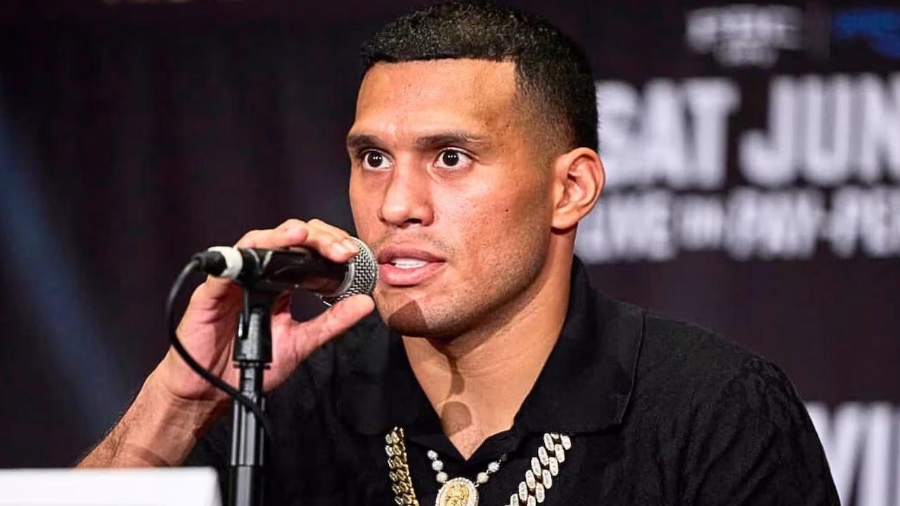 Bivol Prediksi Kecepatan David Benavidez Jadi Penentu Saat Lawan Ramirez