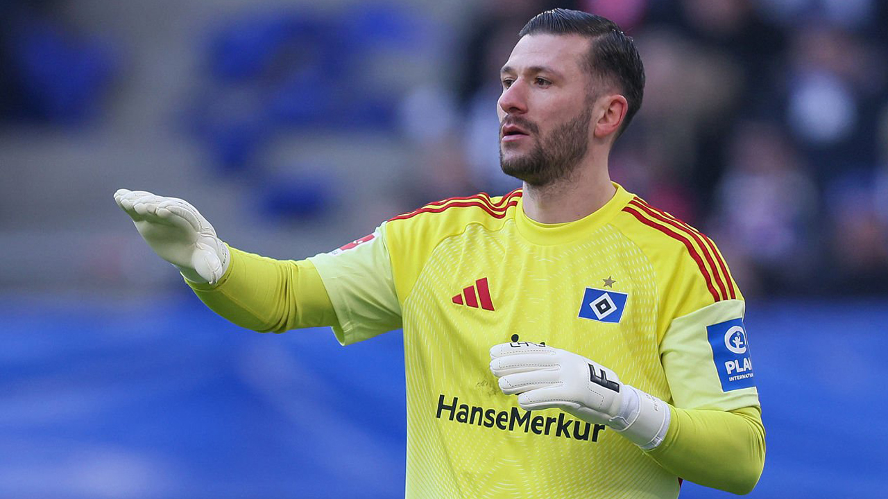 Daniel Heuer Fernandes Ungkap Penyebab Kekalahan Hamburg dari Leipzig