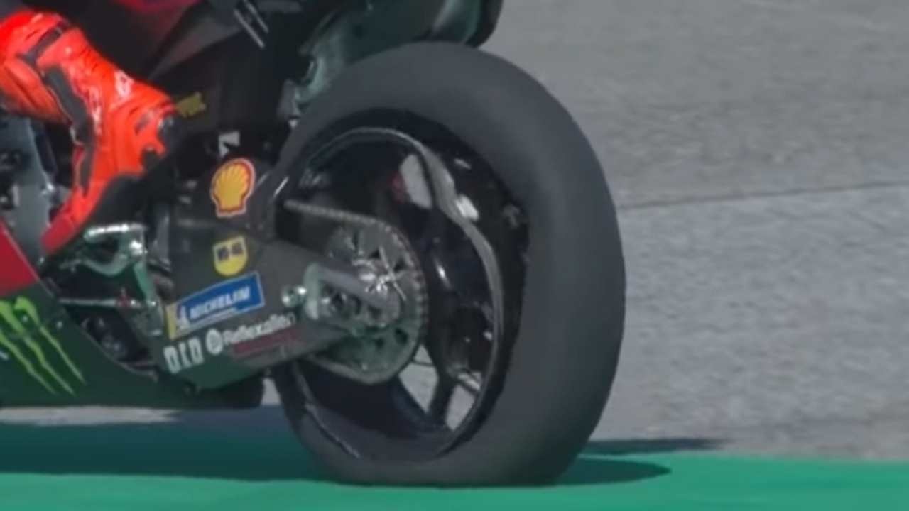 Ducati Jelaskan Penyebab Insiden Marc Marquez: Velg Pecah Hantam Kerb