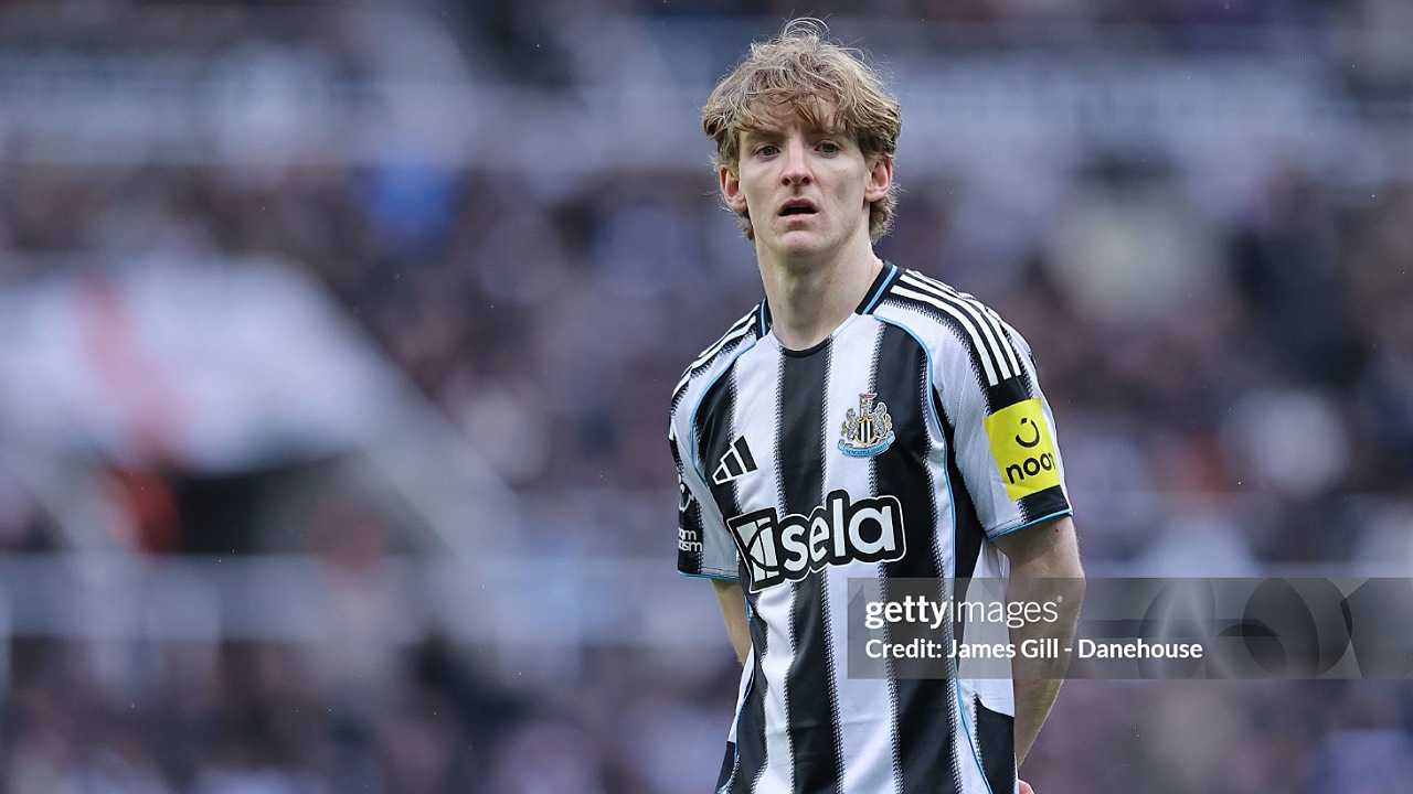 Eddie Howe Bela Anthony Gordon Usai Dicemooh Fans Newcastle