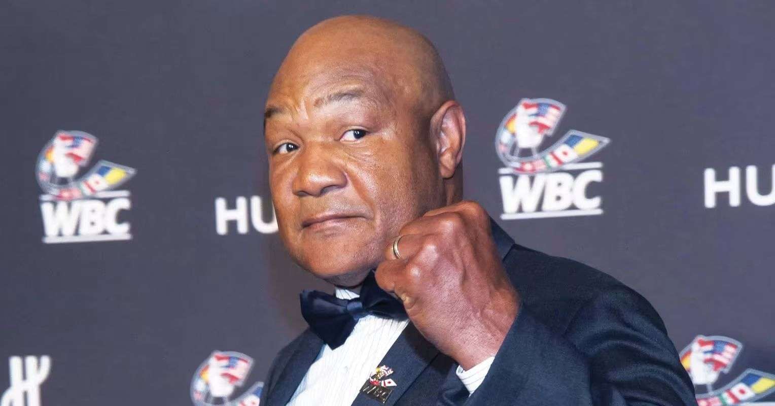 George Foreman Akui Lepas Gelar Dunia demi Hindari Lawan