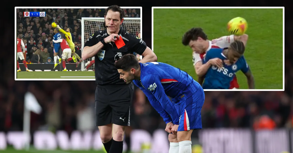 Kontroversi Wasit di Laga Arsenal vs Chelsea: Tinjauan Keputusan - sumber: (footballlondon)