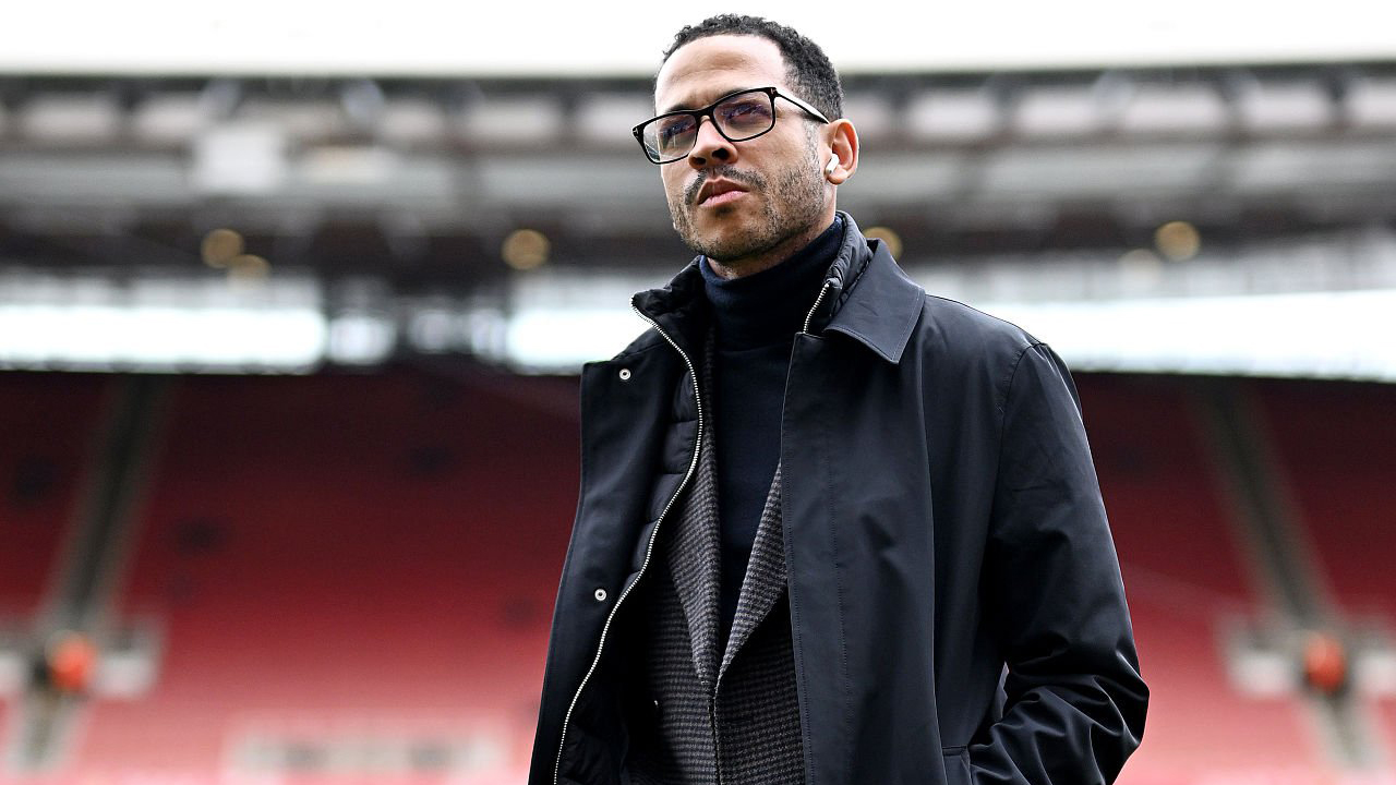 Liam Rosenior Ungkap Sebab Kekalahan Chelsea di Markas Arsenal