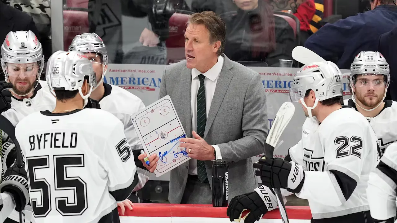 Los Angeles Kings Pecat Jim Hiller, D.J. Smith Jadi Pelatih Interim