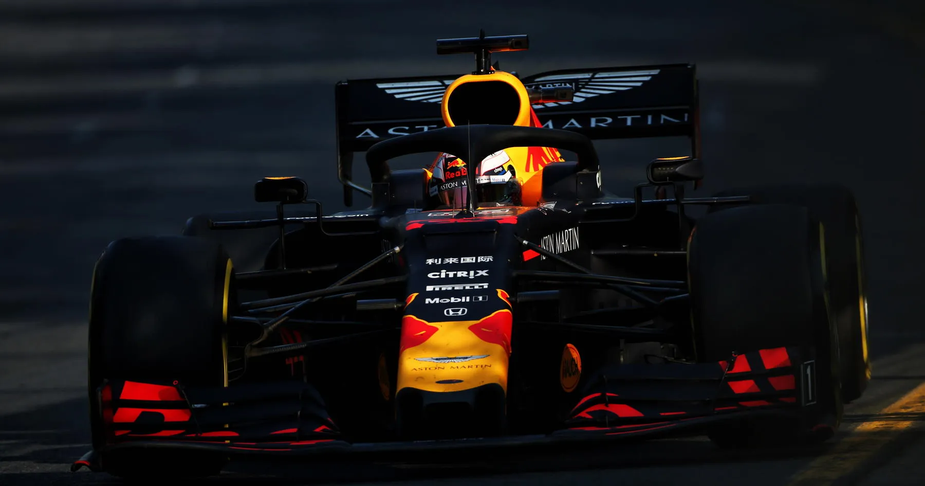 Red Bull Optimis Hadapi Tonggak Sejarah F1 - sumber: (racingnews365)