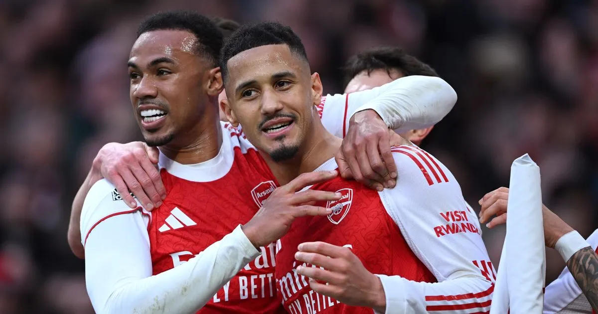 Saliba Selebrasi Bikin Anak Gawang Arsenal Kesal - sumber: (footballlondon)