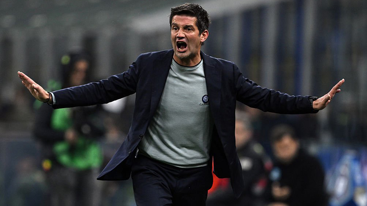 Statistik Buktikan Nasib Kontras Pelatih Cristian Chivu di Musim Debutnya