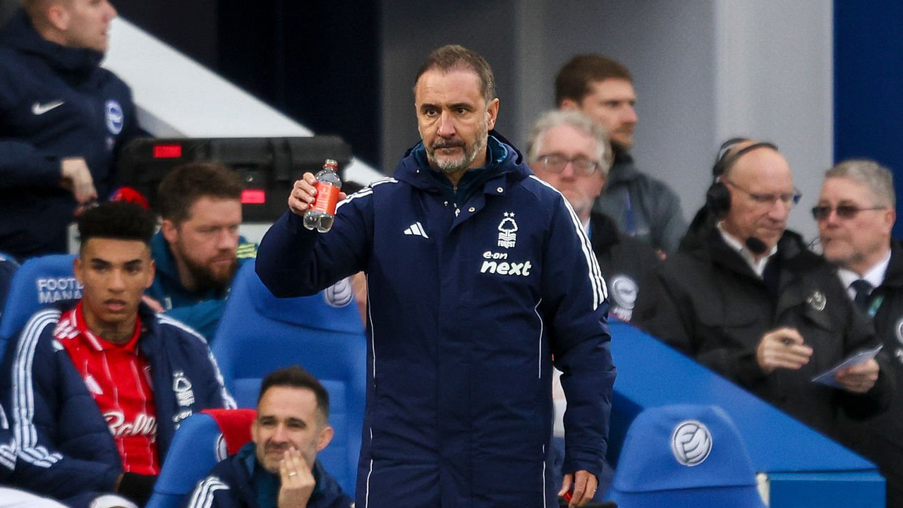 Vitor Pereira Minta Forest Tetap Tenang di Tengah Ancaman Degradasi