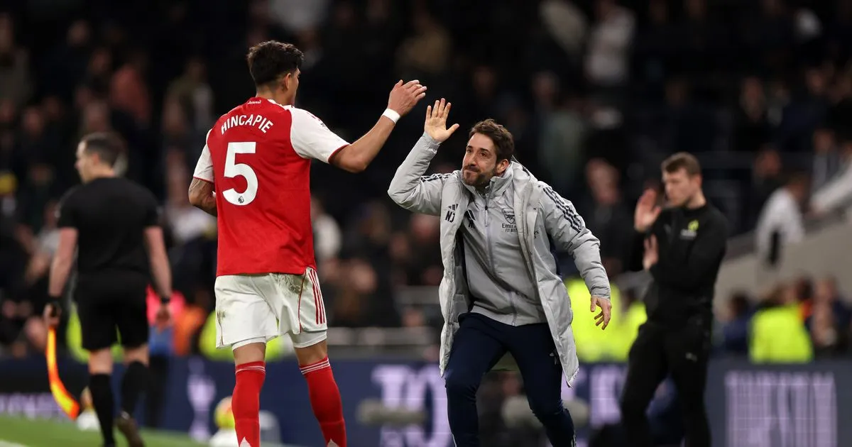 Arsenal Jadi Kambing Hitam dalam Kontroversi Set-Piece EPL - sumber: (footballlondon)