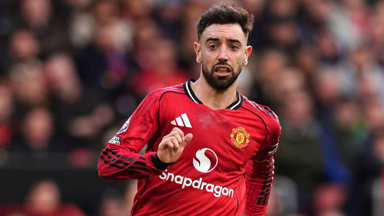 Bruno Fernandes Bersinar di Era Carrick, Gary Lineker Beri Pujian