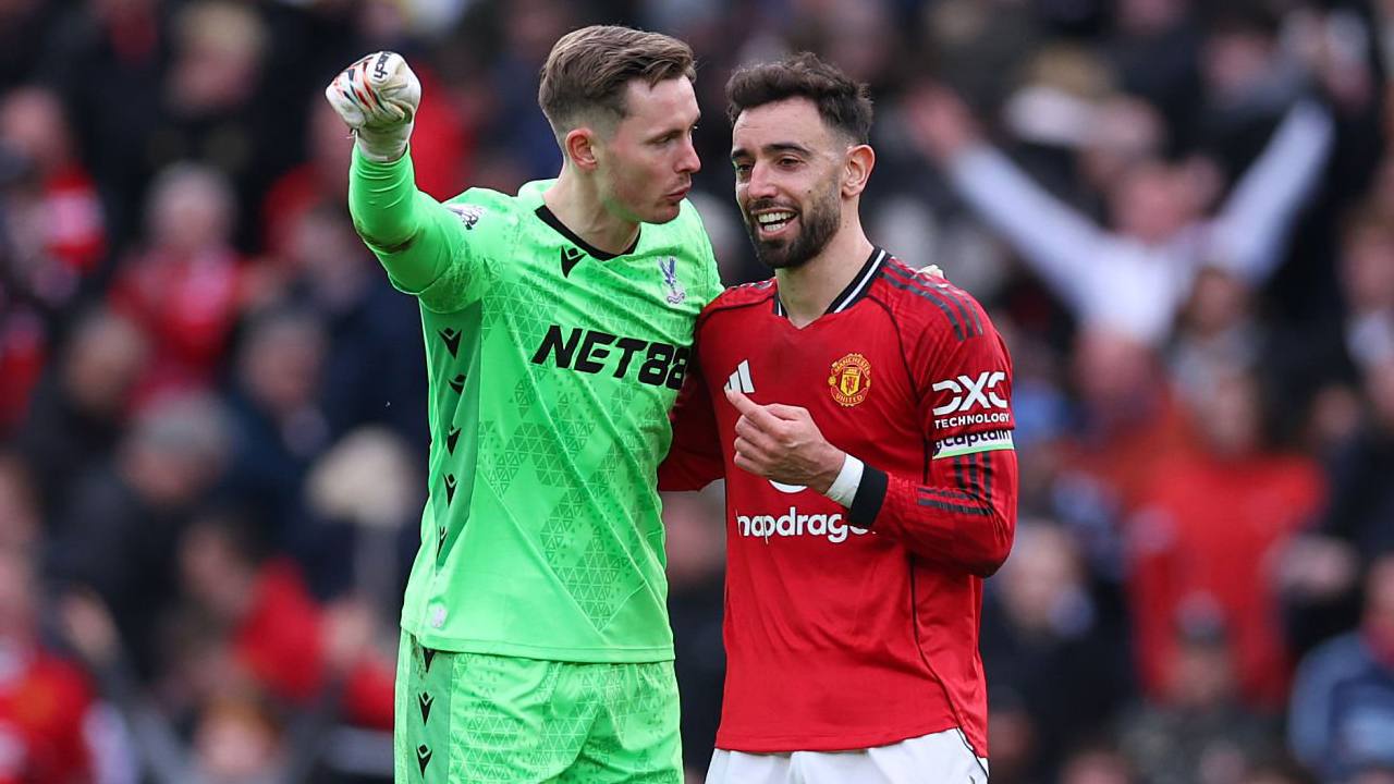 Bruno Fernandes Bongkar Obrolannya dengan Dean Henderson