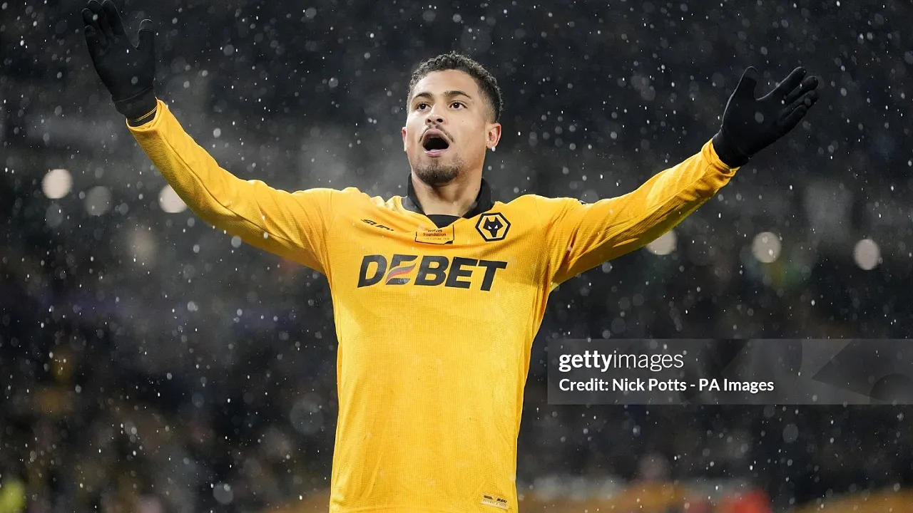 Joao Gomes bersinar di derbi West Midlands