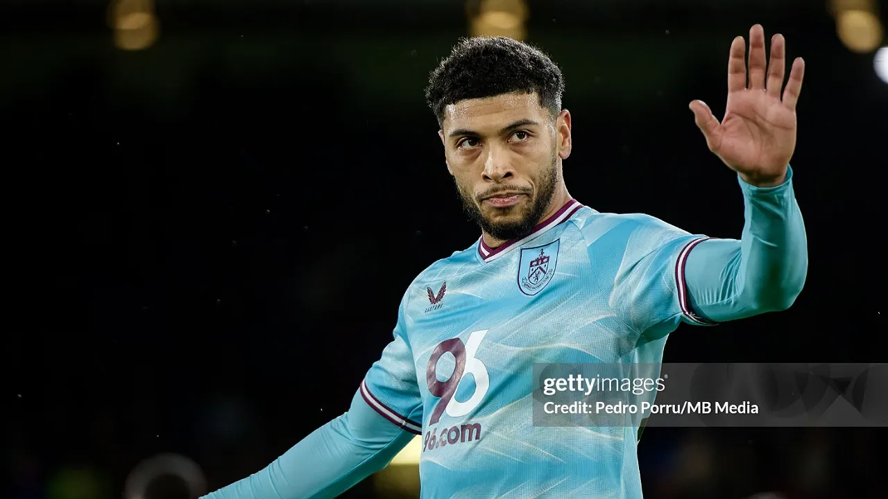 Winger Burnley, Marcus Edwards