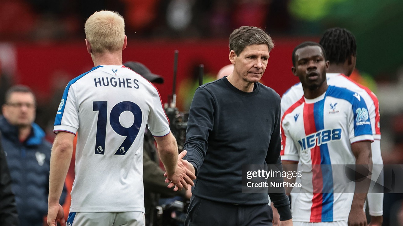 Oliver Glasner Tegaskan Tak akan Korbankan Liga demi Eropa