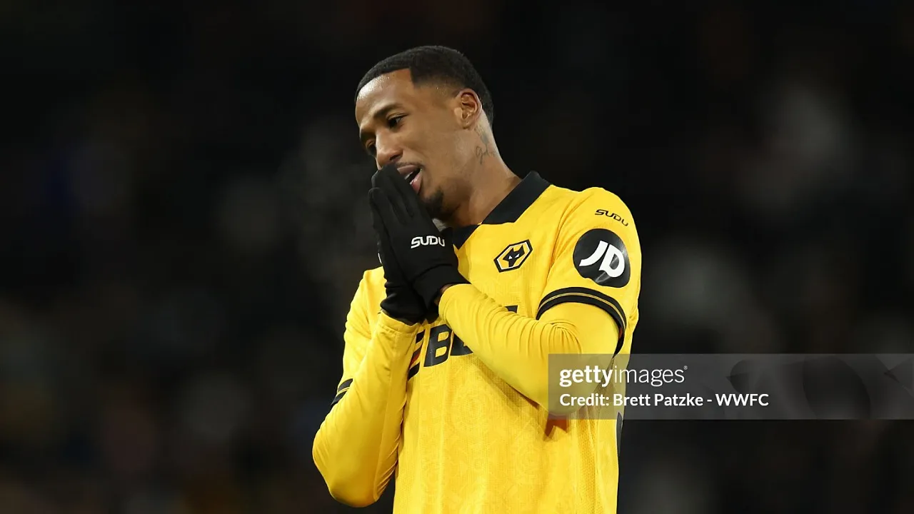 Rob Edwards harap fans Wolves tetap dukung Jackson Tchatchoua