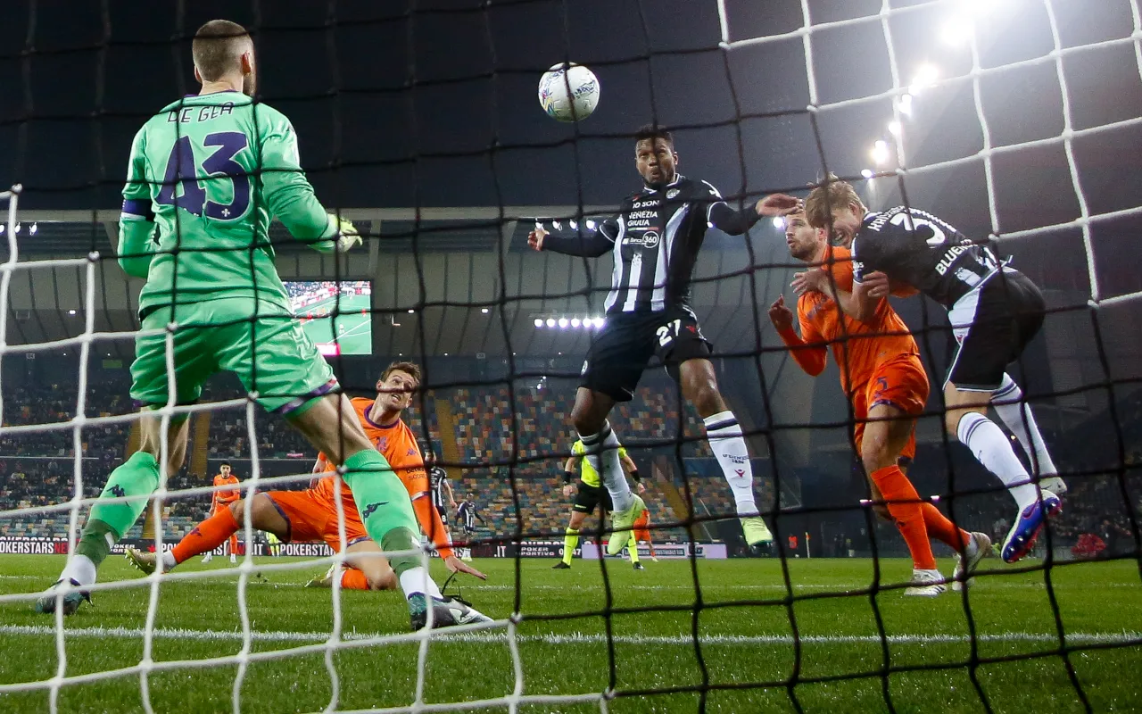 Udinese Bungkam Fiorentina 3-0 di Serie A - sumber: (footballitalia)