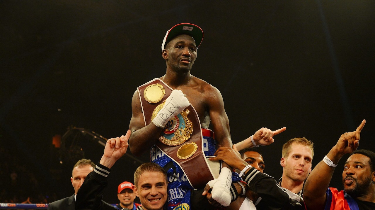 Alvarez Sebut Terence Crawford Lebih Hebat dari Mayweather Jr