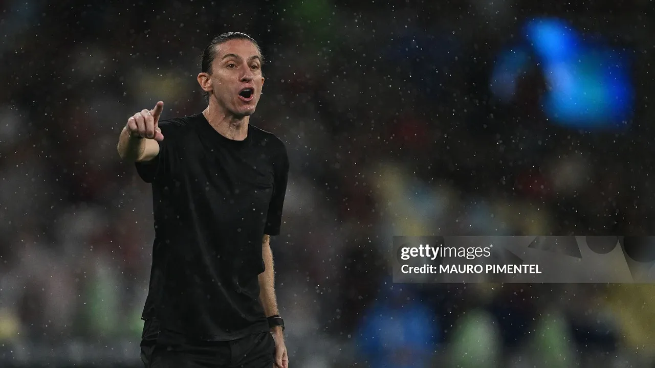 Flamengo Resmi Pecat Filipe Luis Meski Baru Saja Menang Telak 8-0