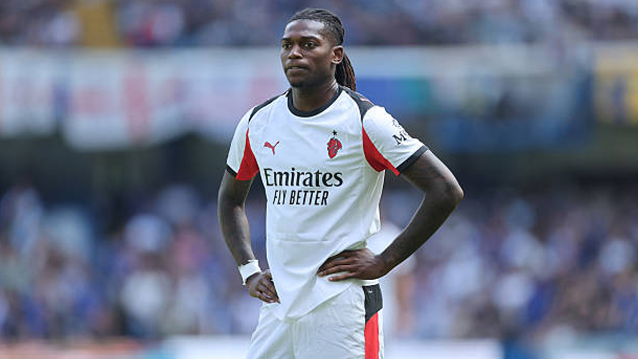 Jelang Derby, Demetrio Albertini Puji Kedewasaan Mental Rafael Leao