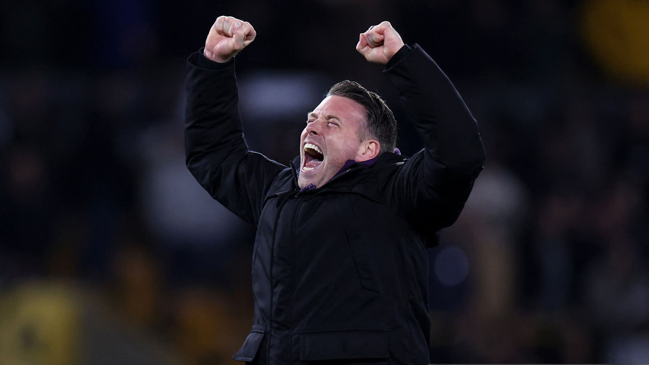 Rob Edwards Bongkar Kunci Kemenangan Wolves atas Liverpool