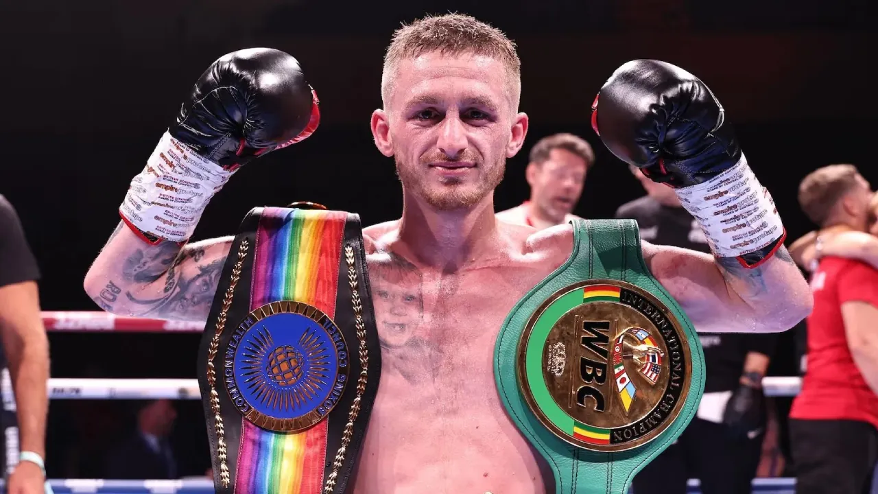 Ryan Garner Tembus Ranking The Ring, Bidik Duel Perebutan Gelar Dunia