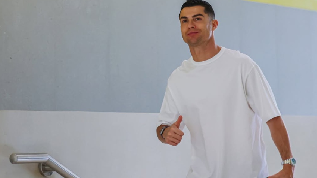 Al Nassr Konfirmasi Cristiano Ronaldo Masih di Arab Saudi, Alami Cedera