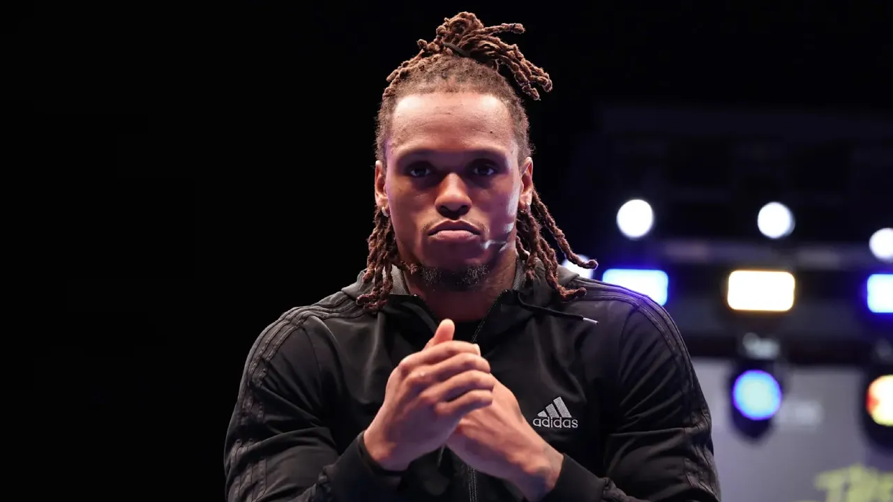 Anthony Yarde mengisahkan bahwa dirinya berada di kawasan Kite Beach ketika melihat kobaran api dari kejauhan. (Foto: Fight TV)