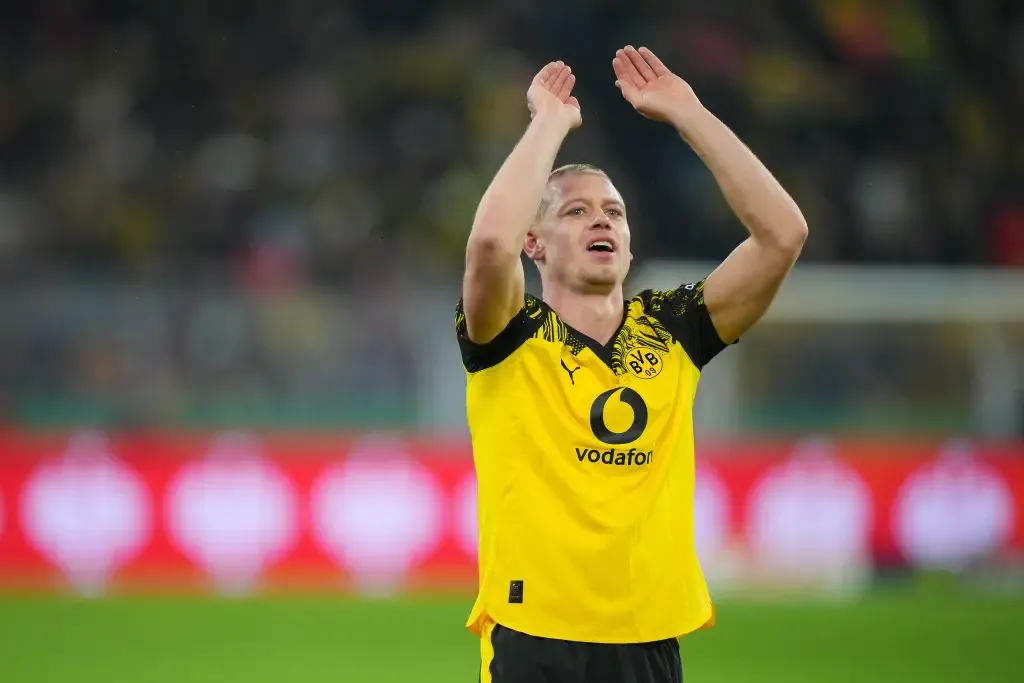 Julian Ryerson Berpeluang Tinggalkan Borussia Dortmund untuk Manchester United - sumber: (getfootballnewsgermany)