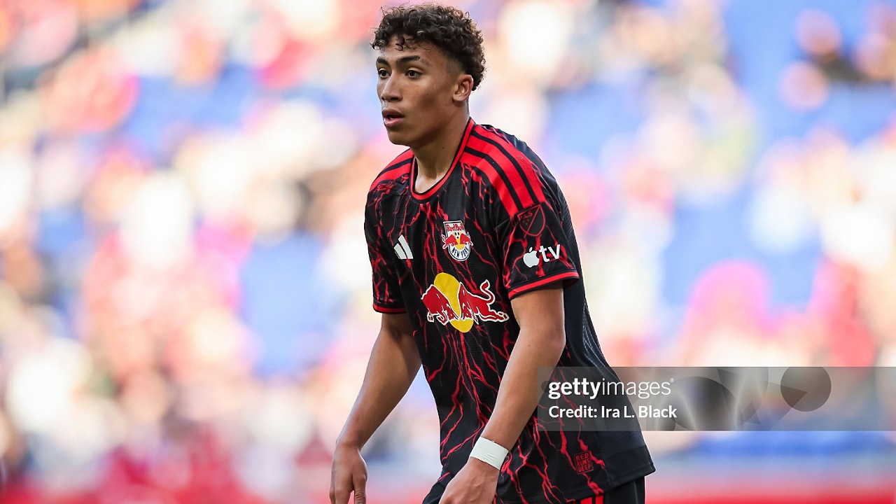 Manchester City, Chelsea, dan Real Madrid Incar Julian Hall