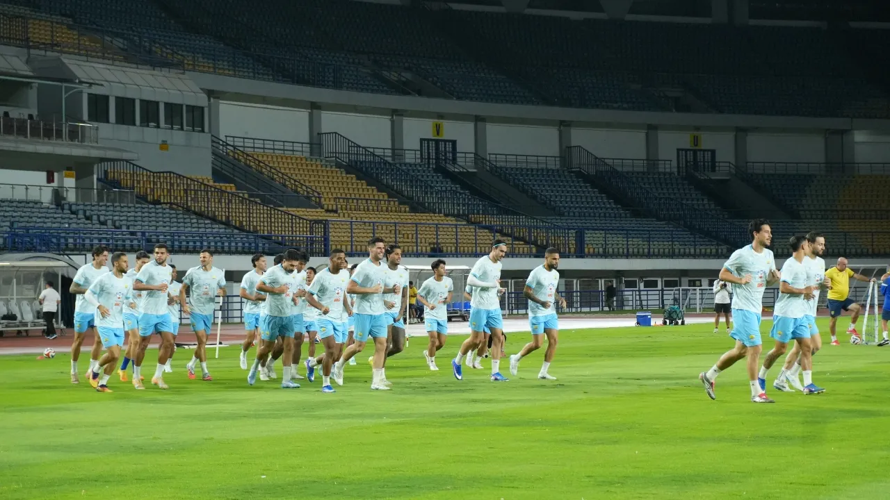 Persib dalam Mood Positif, Bojan: Semua Pemain Siap Tampil