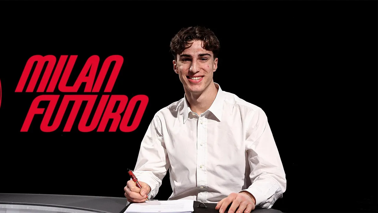 Pietro Faccioli Resmi Tandatangani Kontrak Profesional Bersama AC Milan