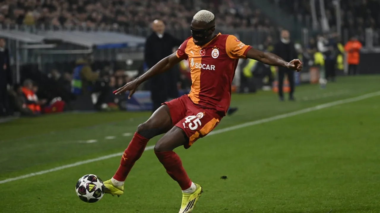 Barcelona Pantau Victor Osimhen dan Omar Marmoush