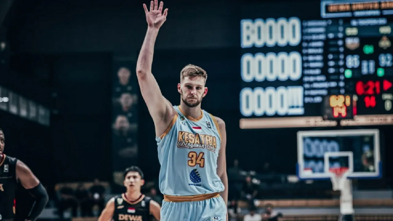 Kesatria Bengawan Solo datangkan kembali CJ Gettys.