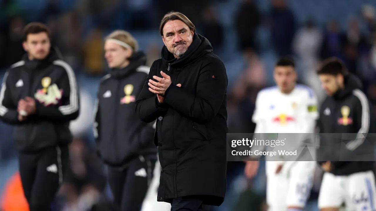 Daniel Farke dihukum satu laga setelah insiden melawan wasit