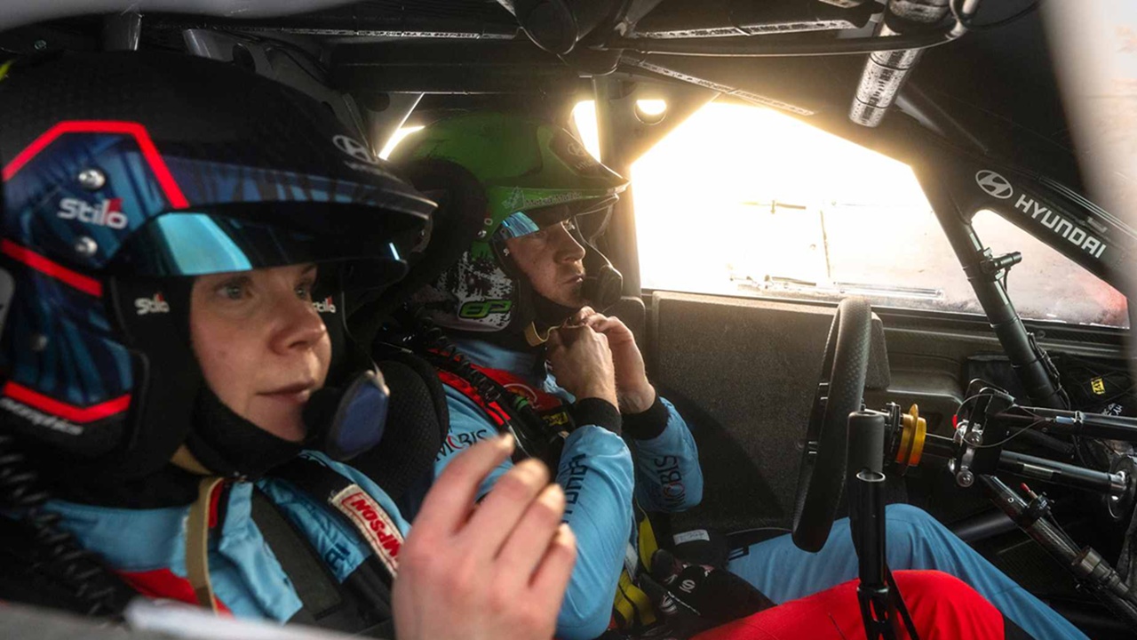 Enni Malkonen Bahagia Menjadi Co-Deriver di Kejuaraan Reli Dunia