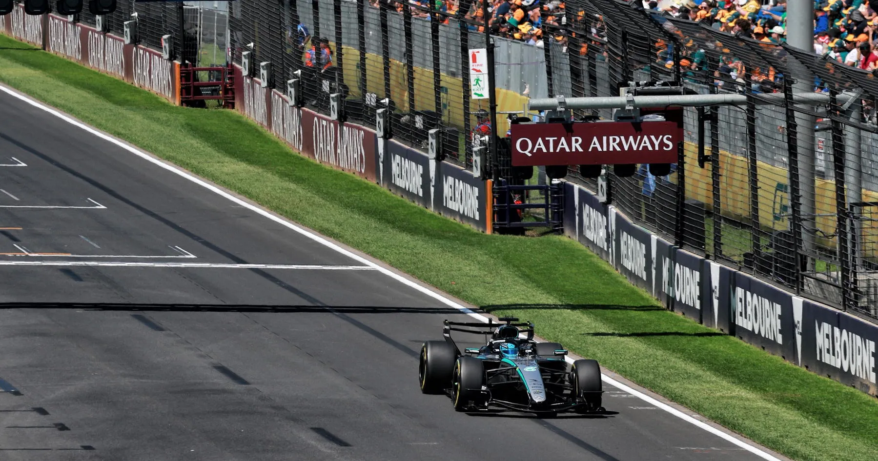 George Russell Diberi Peringatan Karena Alasan ‘Sun Haze’ - sumber: (racingnews365)