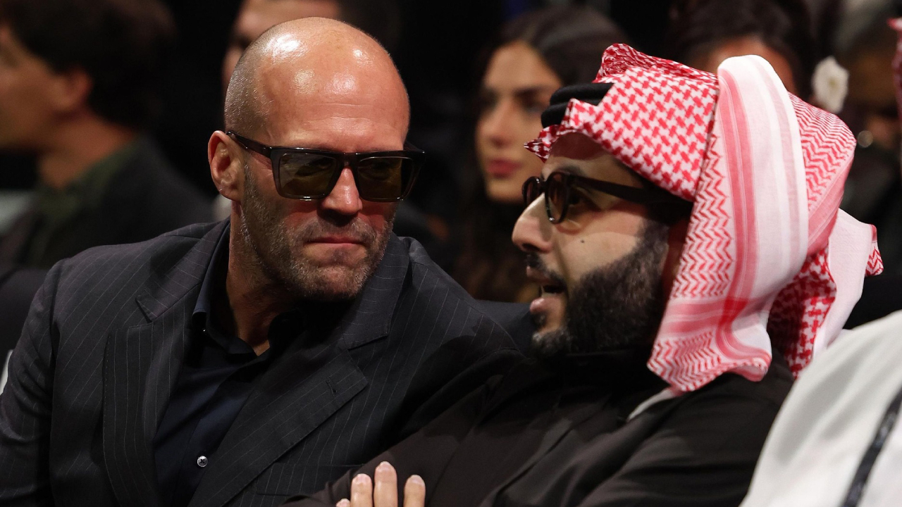 Jason Statham Bantu Wujudkan Duel Oleksandr Usyk Vs Rico Verhoeven