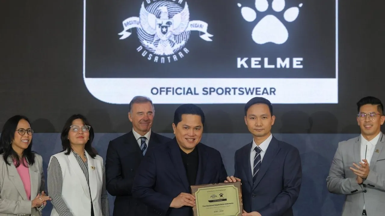 Kelme bekerja sama sebagai aparel resmi Timnas Indonesia