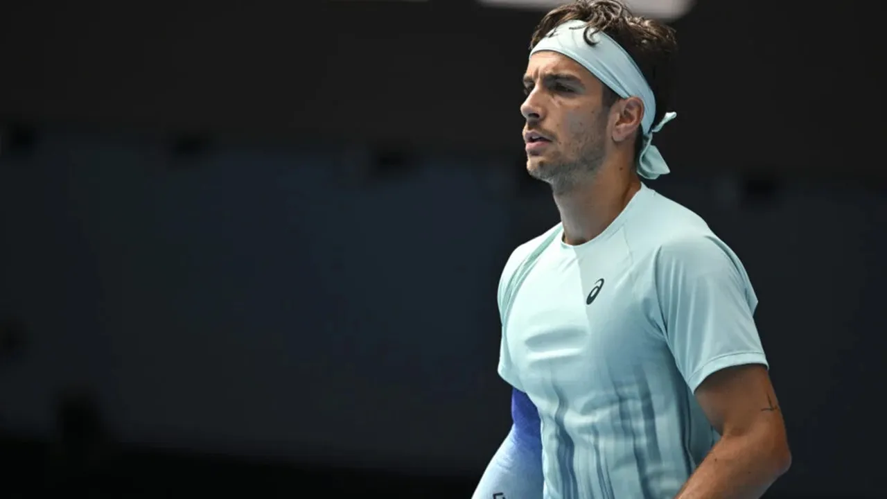 Lorenzo Musetti Blak-Blakkan Seputar Mundur Akibat Cedera Di Melbourne