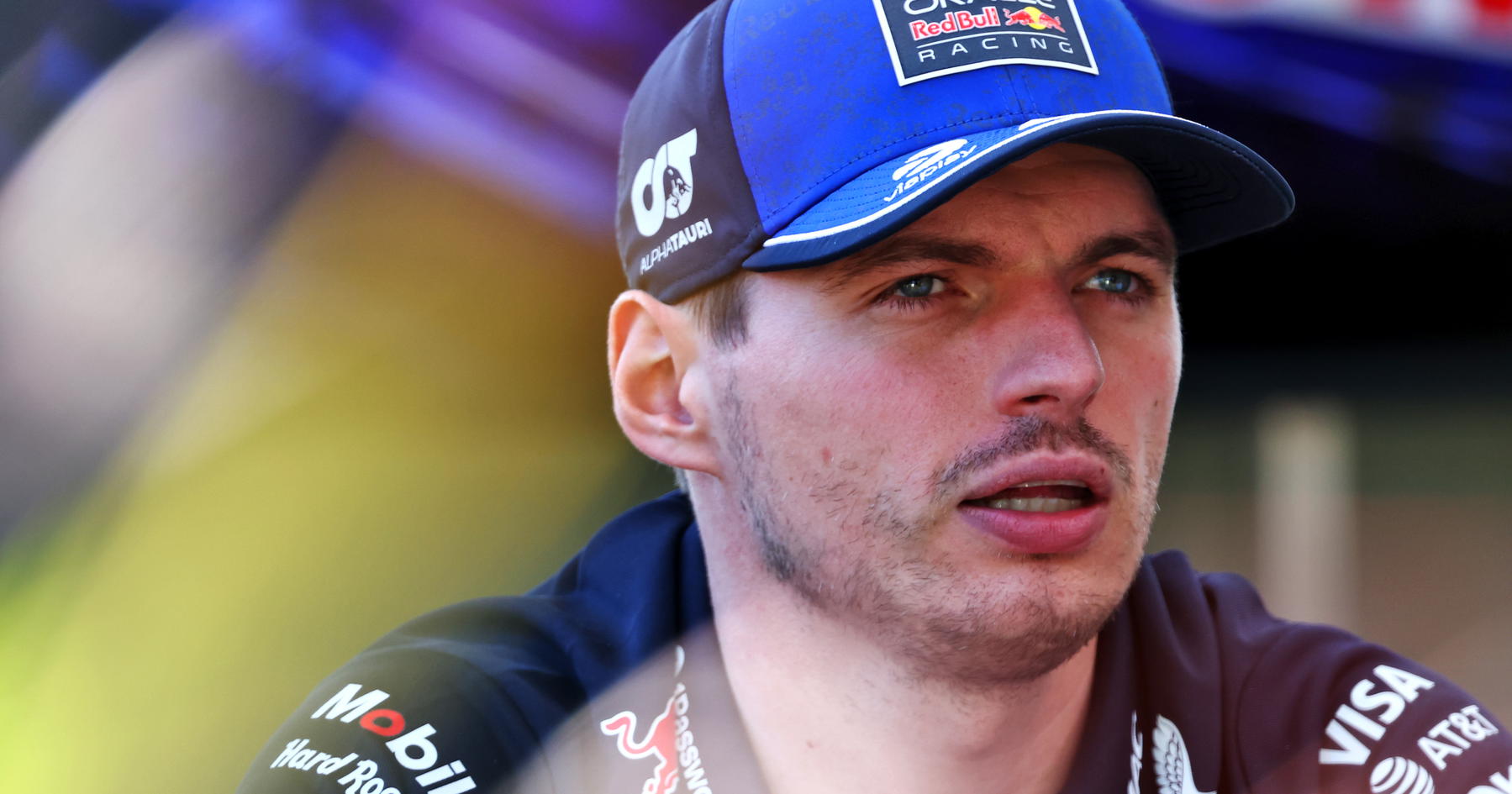 Max Verstappen Diprediksi Hengkang dari Red Bull 2026