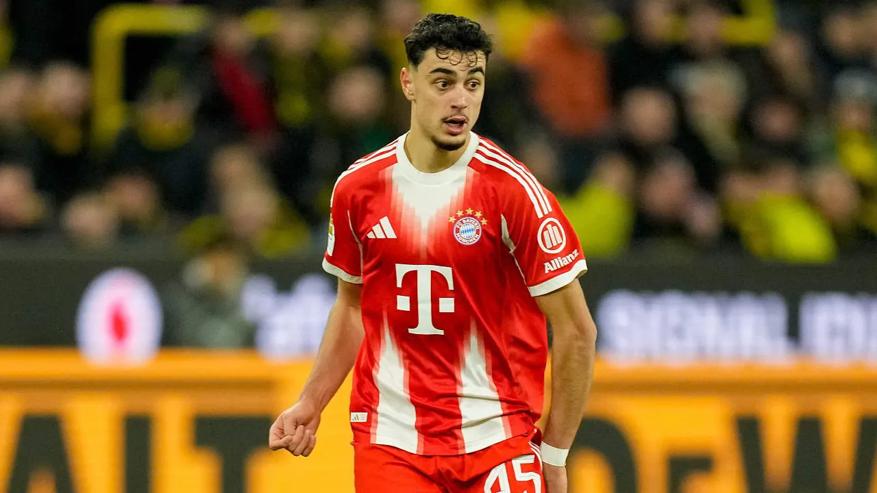 MU Datang Menggoda, Jawaban Aleksandar Pavlovic Bikin Fans Bayern Tenang