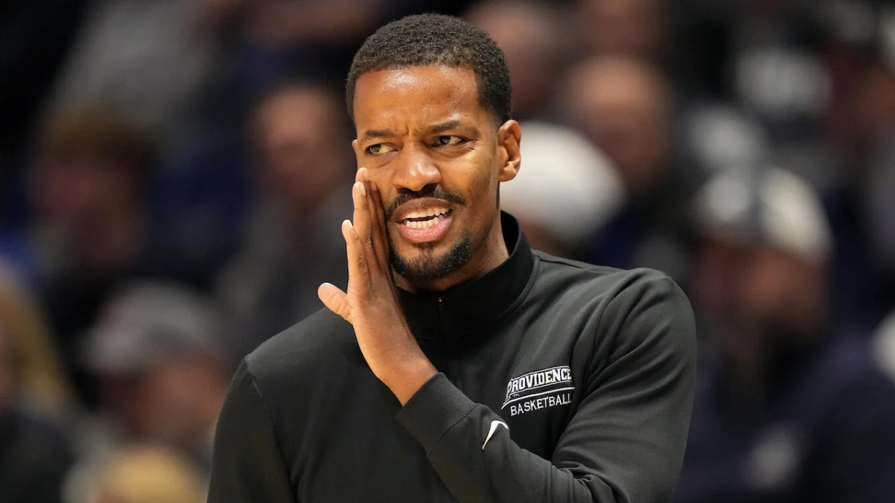 Providence Putuskan Berpisah dengan Pelatih Kim English Usai Musim Rampung