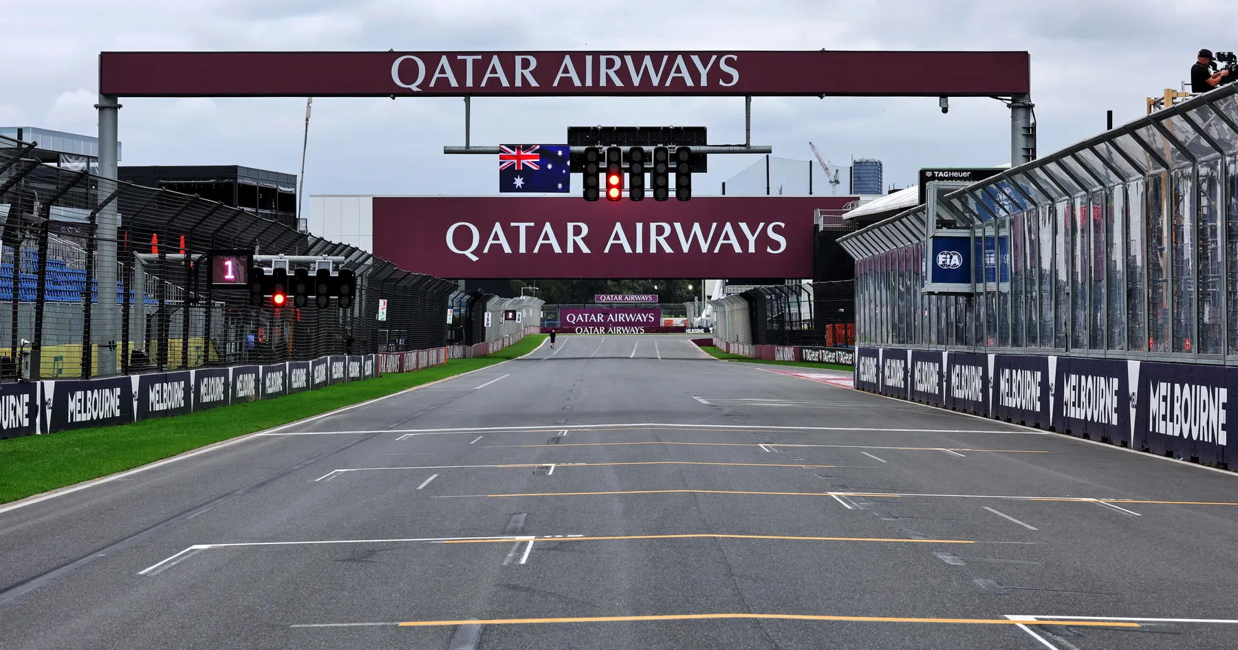 Qatar Airways Batalkan Acara GP Australia Akibat Krisis Timur Tengah - sumber: (racingnews365)