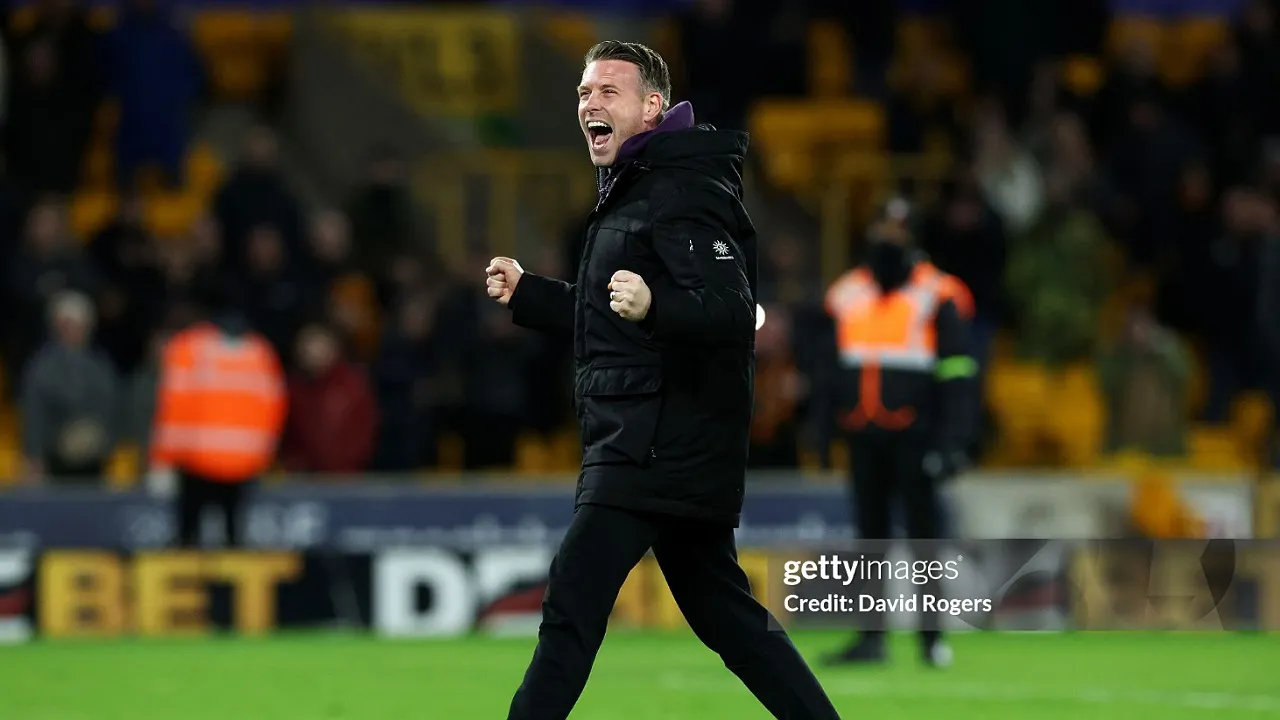 Rob Edwards: Tekanan pada Liverpool Bisa Untungkan Wolves